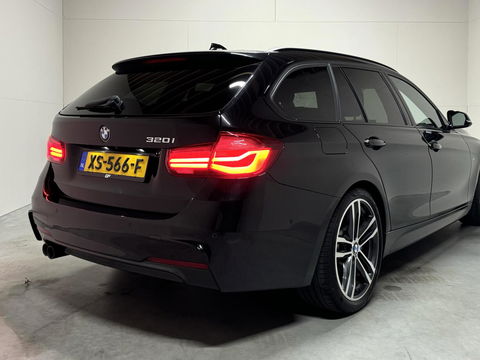 BMW 3 Serie Touring 320i M Sport Pano H/K Leer Camera NAP