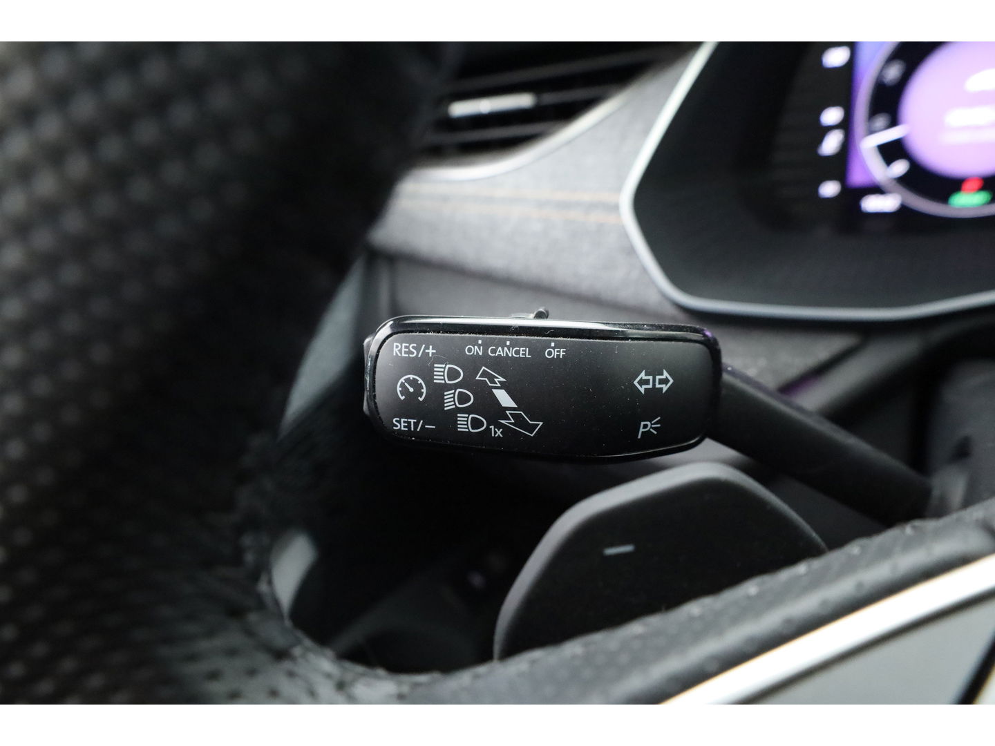 Škoda Octavia Combi 1.5 TSI MHEV Business Edition | Pano | Camera | Apple CarPlay | Stoel- Stuurverw. | Keyless |