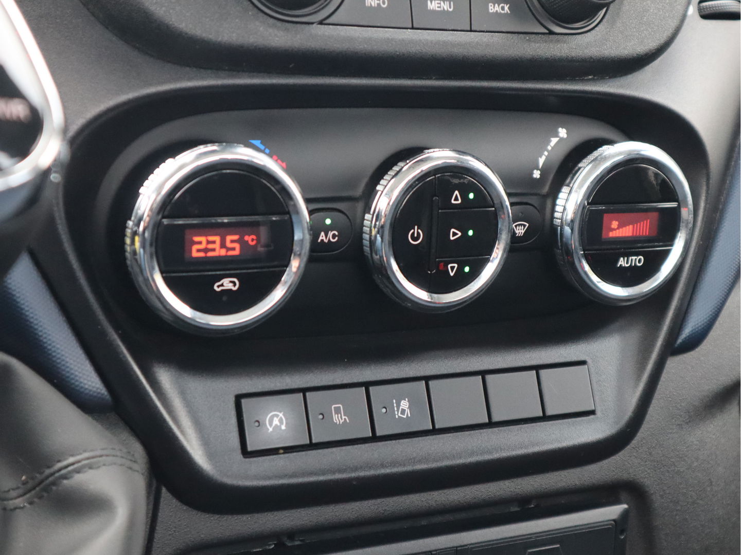 Iveco 40C16 Hi-Matic Euro 6 Automaat Tijhof Oprijwagen - 