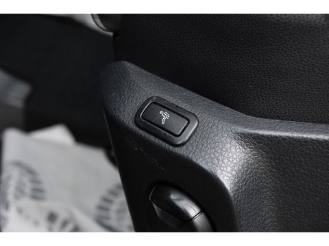 MAN TGE 35 2.0 L4H3 Black Edition Camera, Cruise, Carplay, LED, 177PK, Multimedia, Clima, Stoelverarming, Automaat, Uniek!