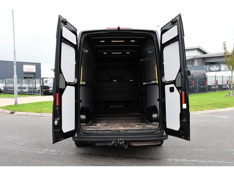 MAN TGE 35 2.0 L4H3 Black Edition Camera, Cruise, Carplay, LED, 177PK, Multimedia, Clima, Stoelverarming, Automaat, Uniek!