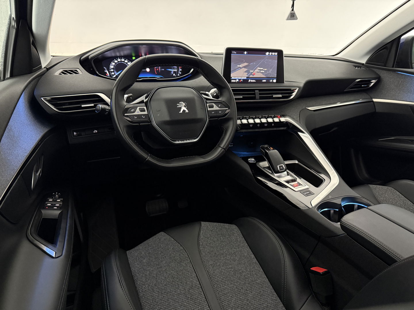 Peugeot 3008 1.2 PureTech | Pano | Virtual | Sfeer | Camera | Carplay | Adap. Cruise | Navi | Keyless | NAP