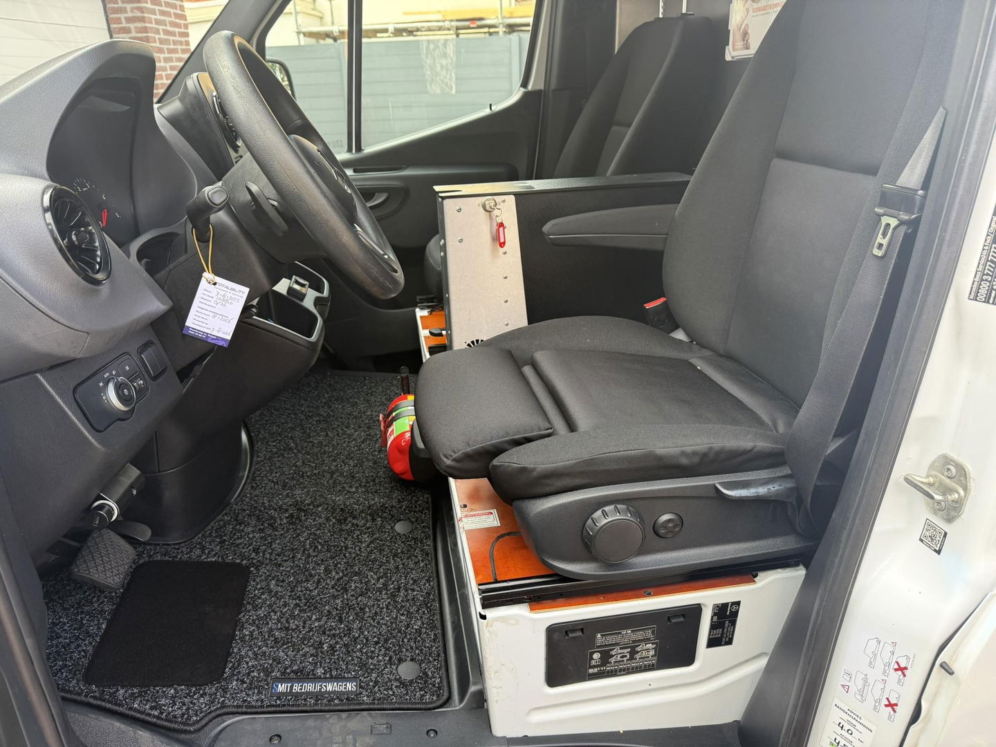 Mercedes-Benz Sprinter 314 2.2 CDI L1H2 service bus omvormer standkachel