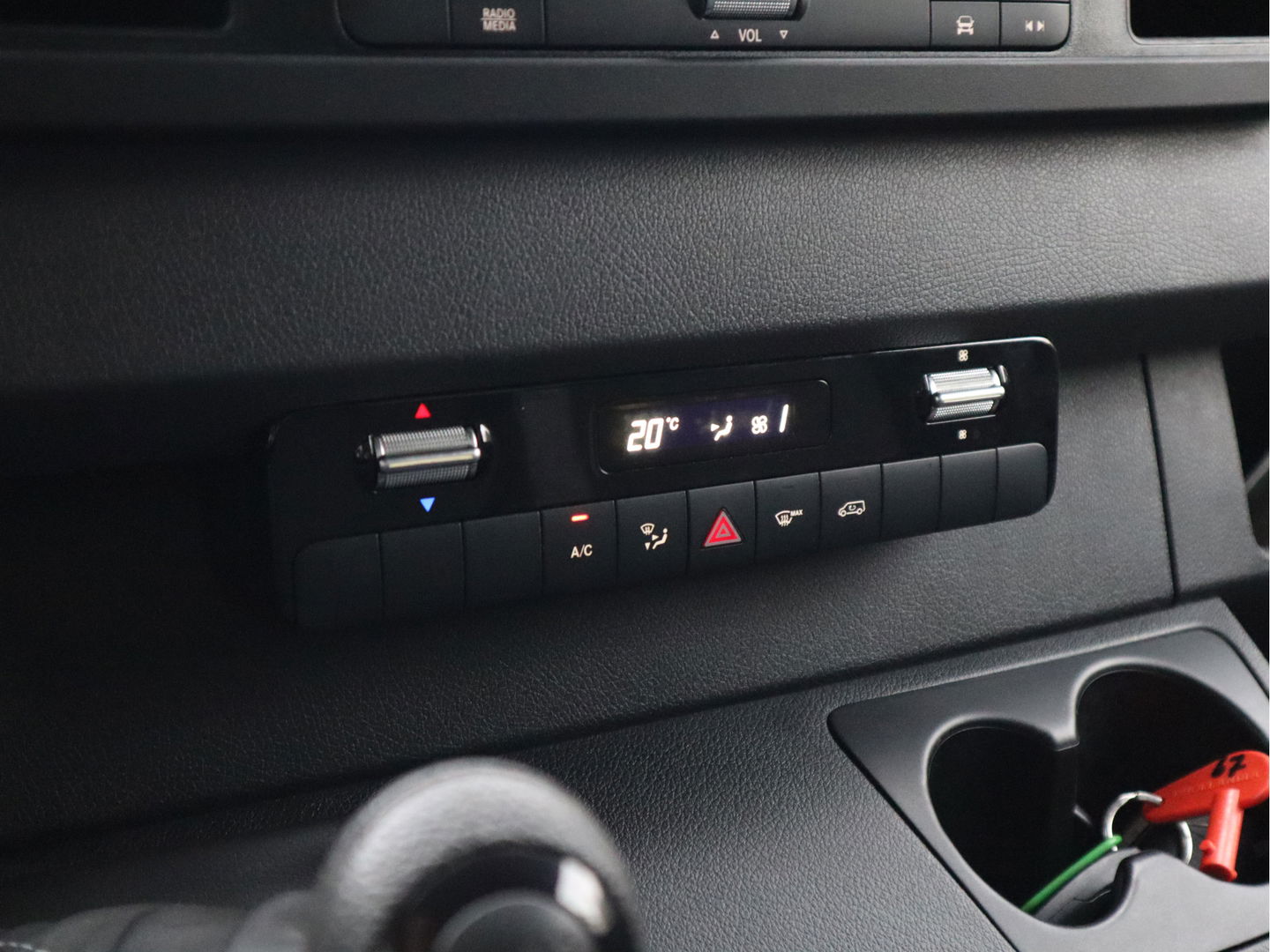 Mercedes-Benz Sprinter 315 CDI Euro 6 Bakwagen Laadklep - MBUX - LED