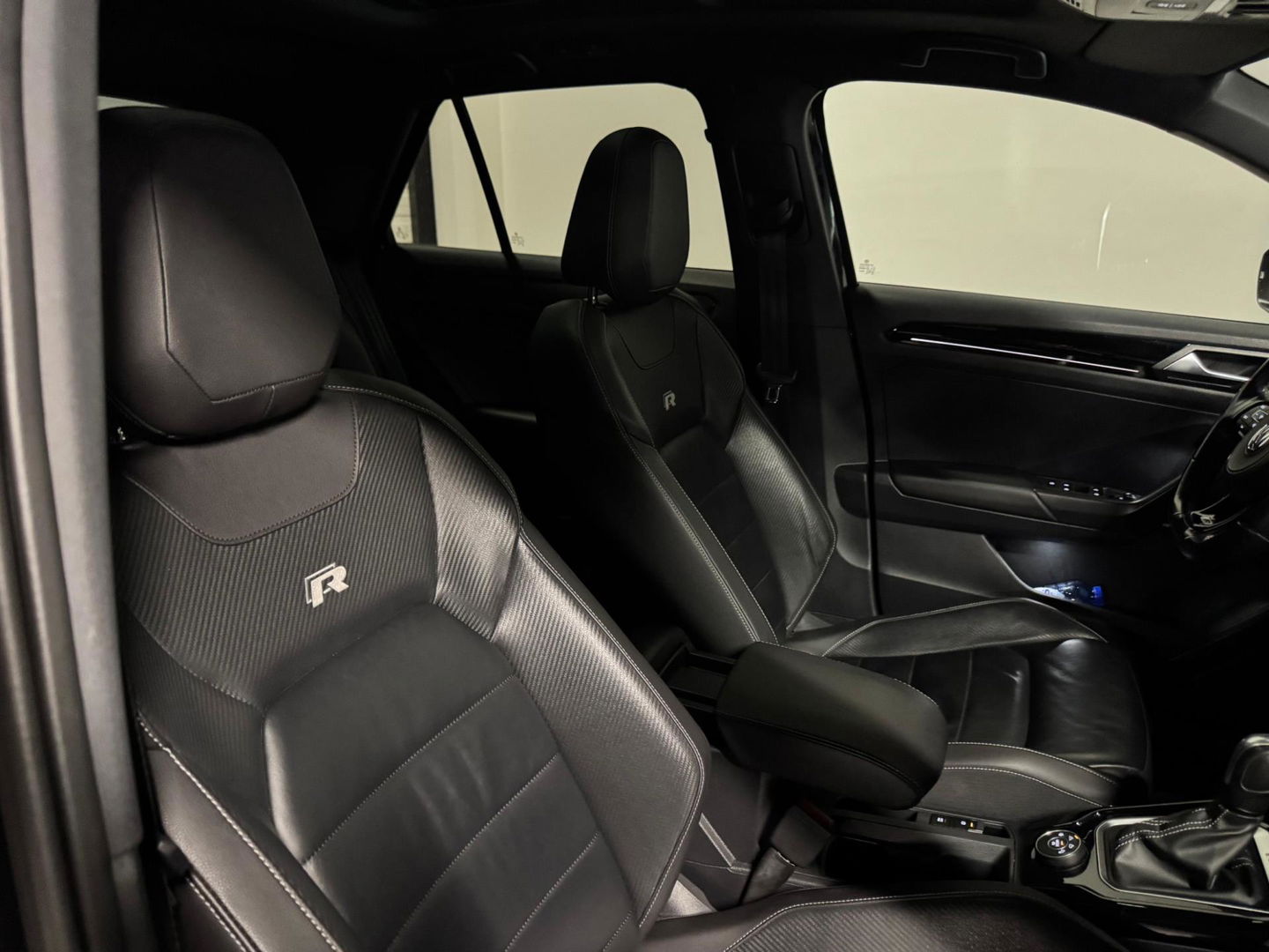 Volkswagen T-Roc 2.0 TSI 4Motion R PANO KEYLESS