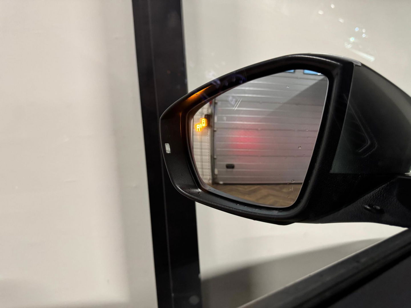 Volkswagen T-Roc 2.0 TSI 4Motion R PANO KEYLESS