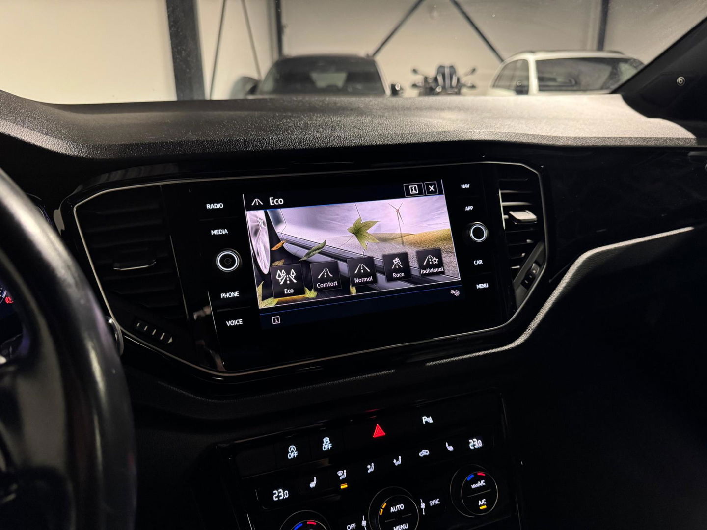 Volkswagen T-Roc 2.0 TSI 4Motion R PANO KEYLESS