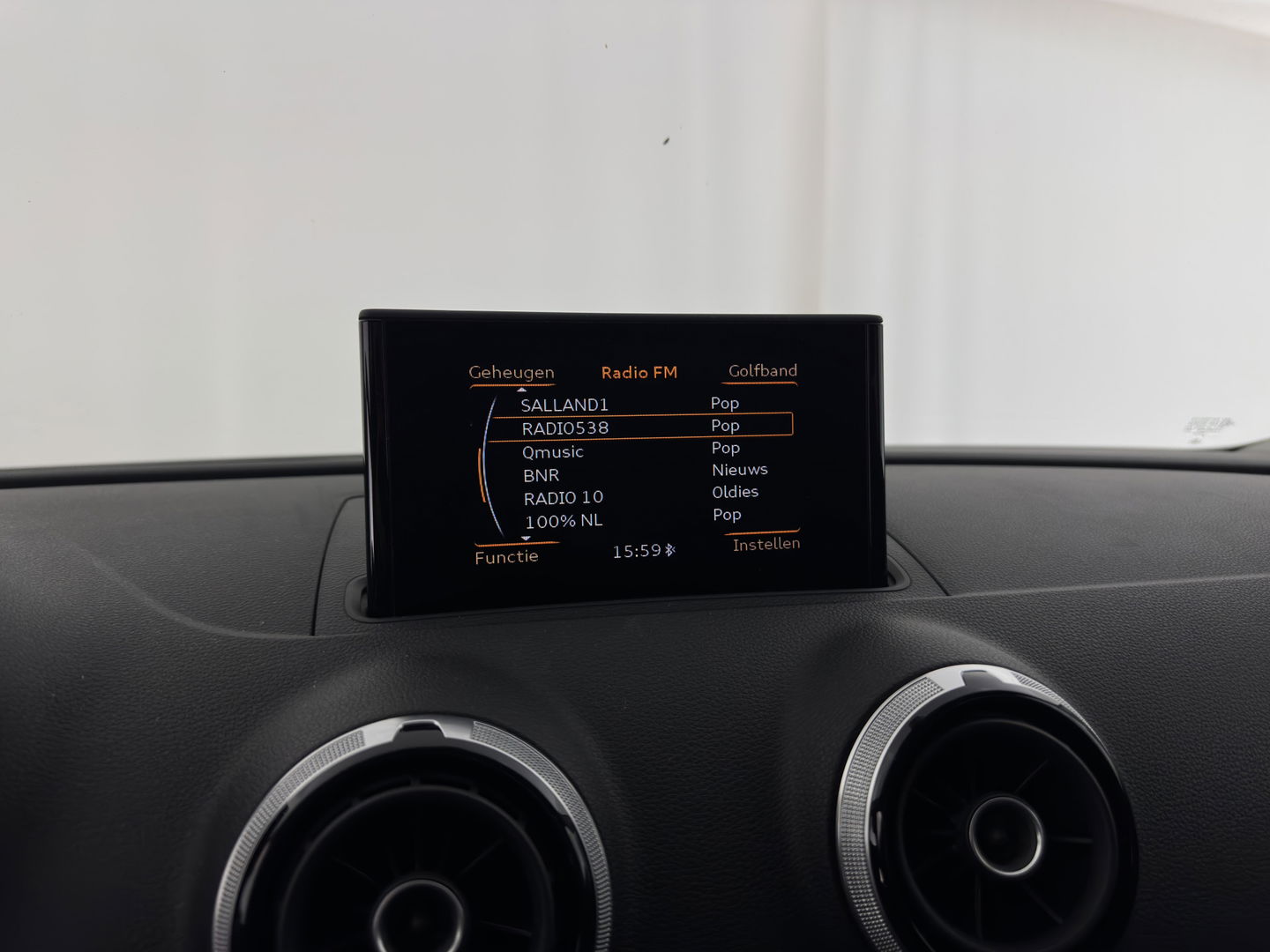 Audi A3 Limousine 1.6 TDI S-Line Ambition Sport Edition *XENON | NAVI-FULLMAP | COMFORT-SEATS | PRIVACY-GLASS | ECC | PDC | CRUISE | 18''ALU*