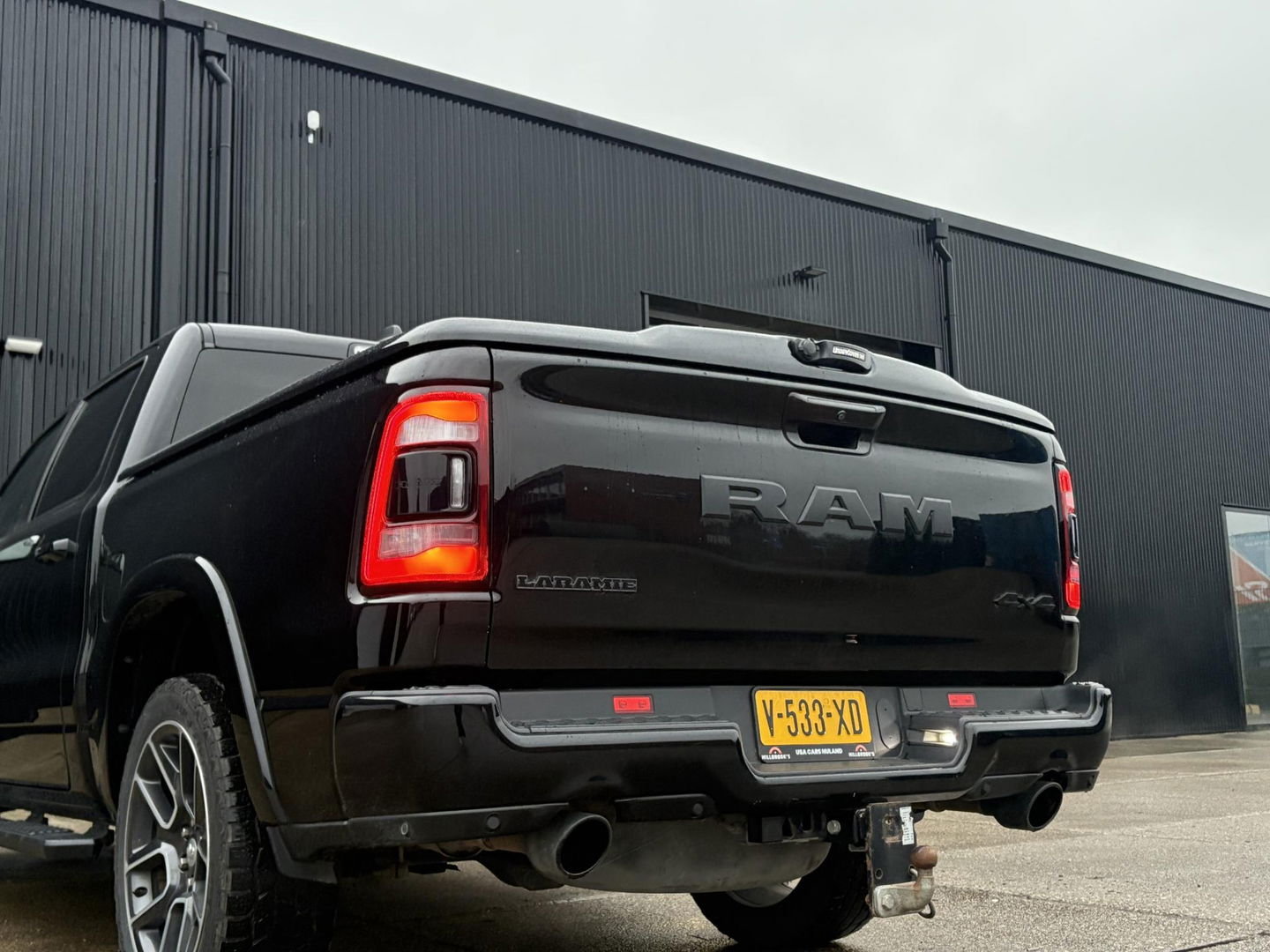 Dodge Ram Pick-Up 1500 5.7 V8 Laramie NIGHT PACK | LEDER/ALCANTARA | ADAPTIVE CRUISE | LED | 360 CAMERA