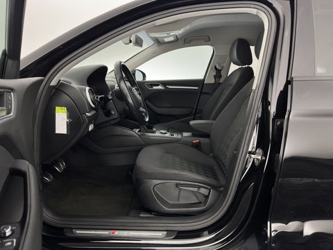 Audi A3 Limousine 1.6 TDI Ambition Sport Edition S-Line *LEATHER-FABRIC | XENON | NAVI-FULLMAP | COMFORT-SEATS | PRIVACY-GLASS | ECC | PDC | CRUISE | 18''ALU*
