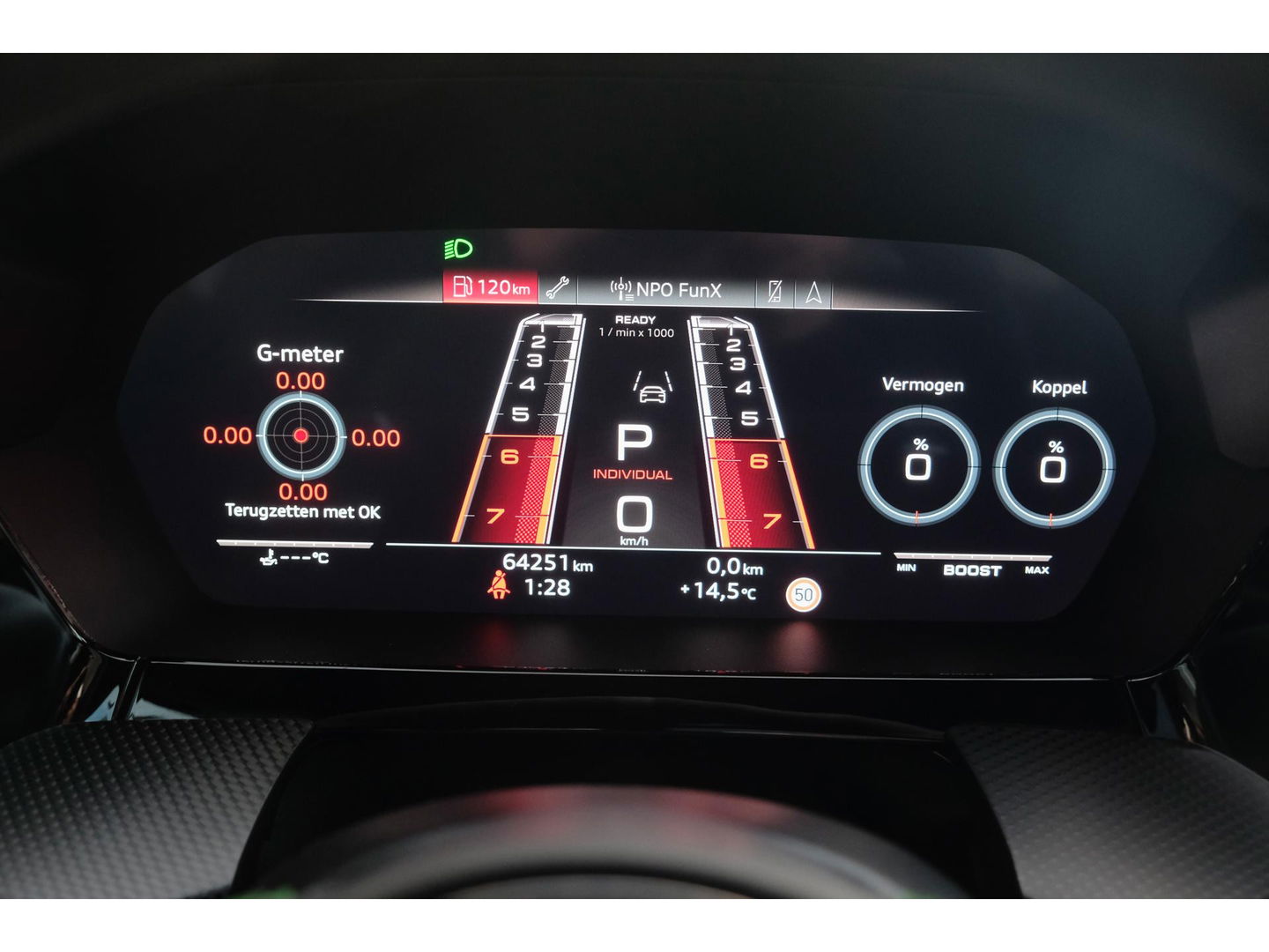 Audi RS3 Sportback 2.5 TFSI 400PK Quattro Hulk Panoramadak *BTW* Keramisch VOL! Massage B&O audio RS Dynamic