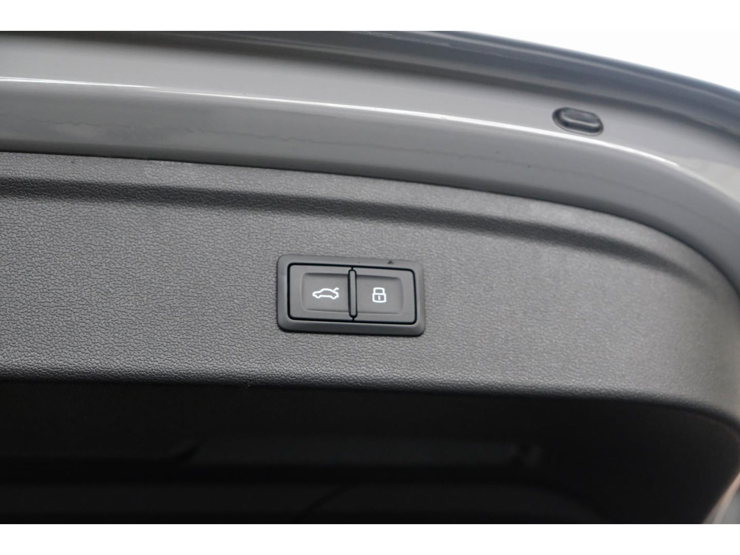 Audi RS3 Sportback 2.5 TFSI 400PK Quattro Hulk Panoramadak *BTW* Keramisch VOL! Massage B&O audio RS Dynamic