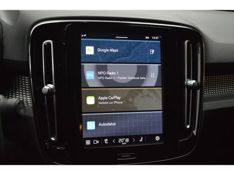 Volvo XC40 Recharge P8 AWD R-Design | Pilot-assist | Camera | Stoel + Stuur verwarmd | Harman Kardon |BLIS | Parkeersensoren |
