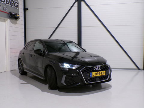 Audi A3 Sportback 35 TFSI 150PK S-Line edition "Automaat" Carplay Stoelverwarming Virtual Adaptive-cruise Elektrische-achterklep