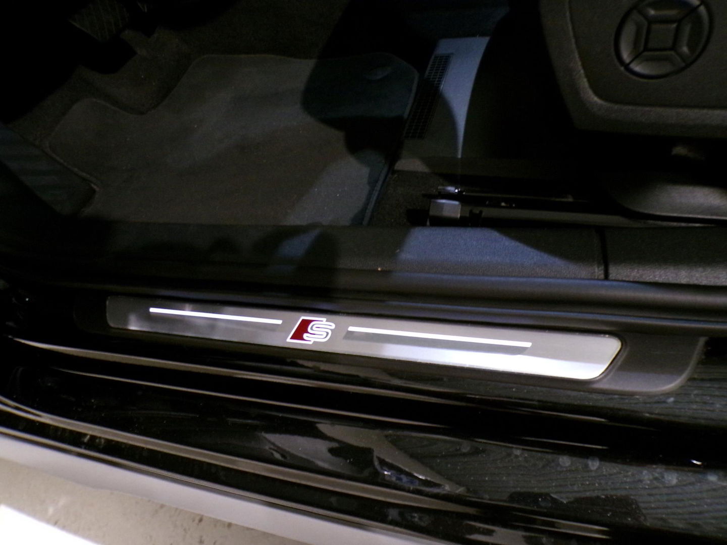 Audi A3 Sportback 1.5 TFSI 150PK S-Line edition 35 "Automaat" Carplay Stoelverwarming Virtual Adaptive-cruise Elektrische-klep