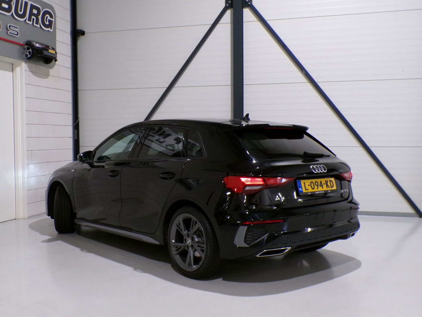 Audi A3 Sportback 35 TFSI 150PK S-Line edition "Automaat" Carplay Stoelverwarming Virtual Adaptive-cruise Elektrische-achterklep