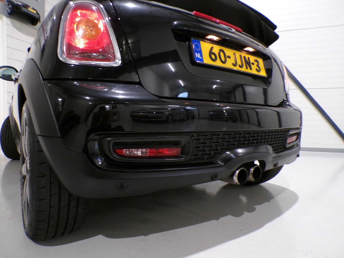 MINI Cabrio 1.6 Cooper S 174PK "Origineel NL!" Cognac-Leer Stoelverwarming Bluetooth Navigatie Cruise 17"Velgen Parkeersensor