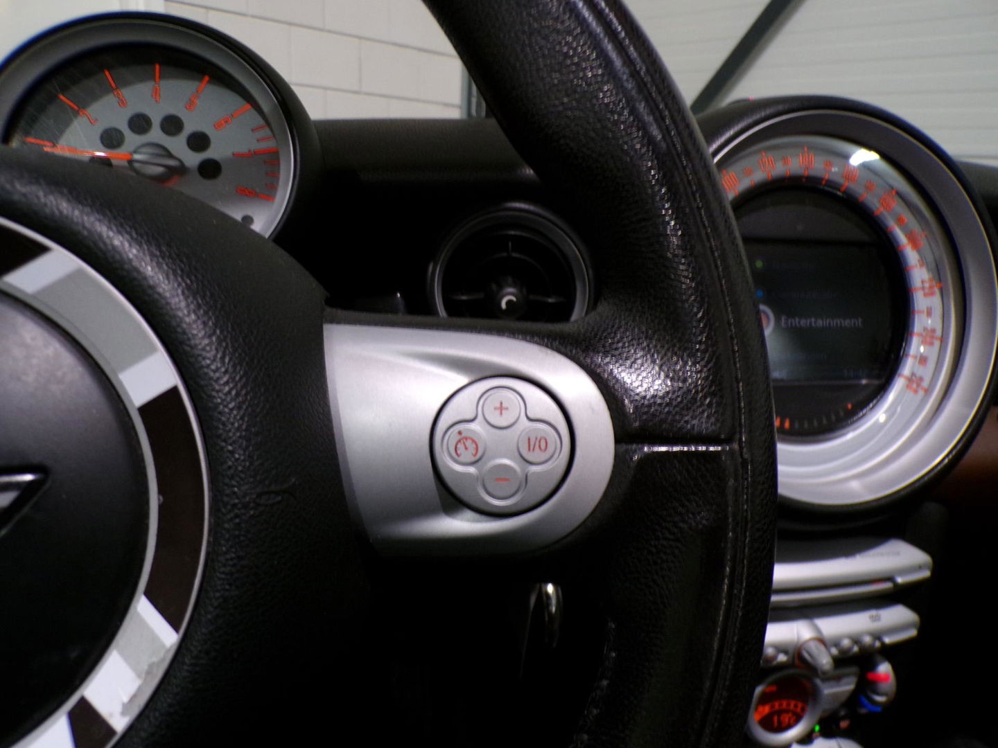 MINI Cabrio 1.6 Cooper S 174PK "Origineel NL!" Cognac-Leer Stoelverwarming Bluetooth Navigatie Cruise 17"Velgen Parkeersensor