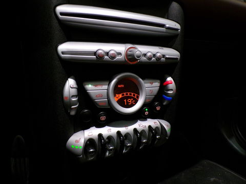 MINI Cabrio 1.6 Cooper S 174PK "Origineel NL!" Cognac-Leer Stoelverwarming Bluetooth Navigatie Cruise 17"Velgen Parkeersensor