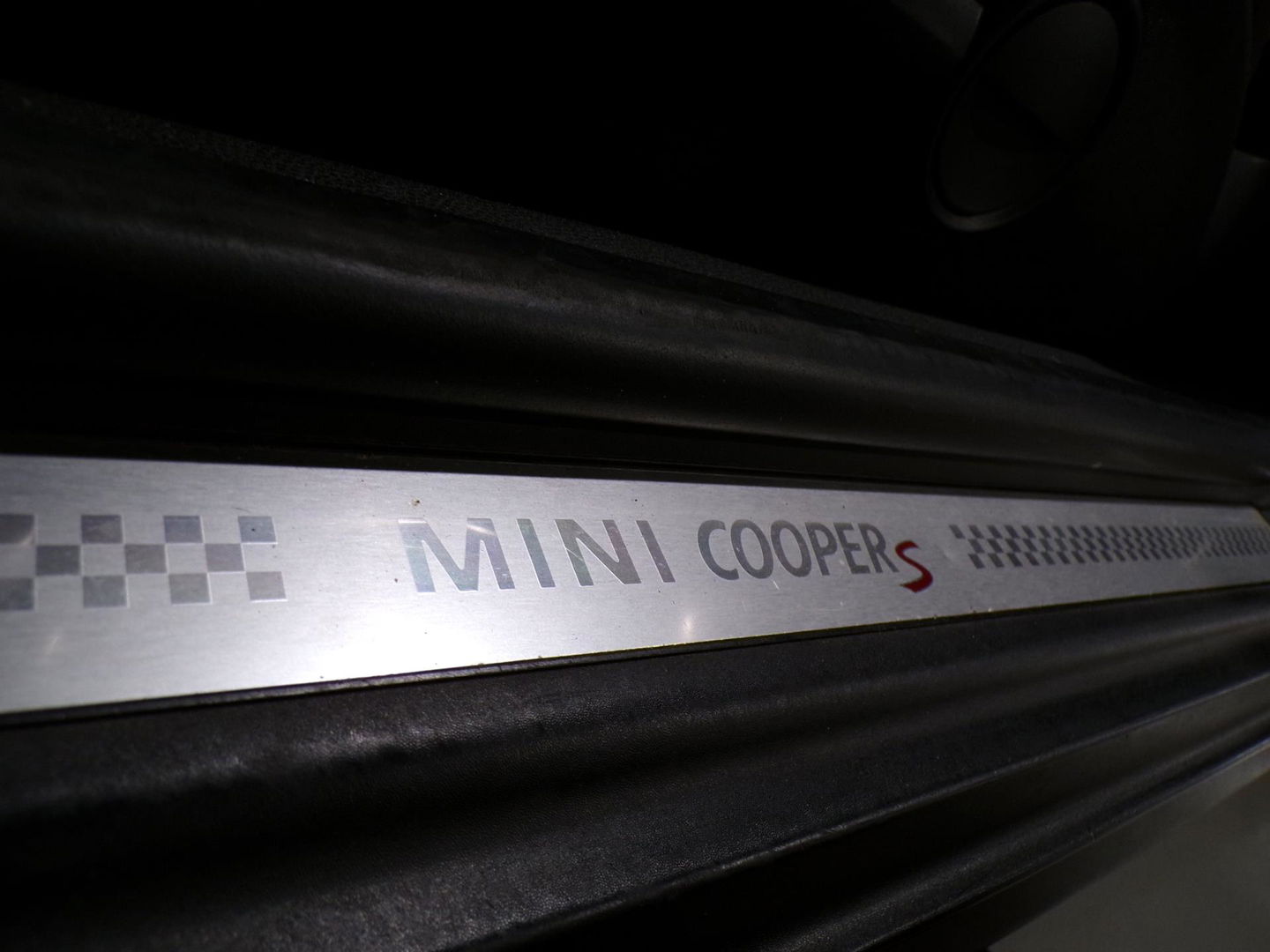 MINI Cabrio 1.6 Cooper S 174PK "Origineel NL!" Cognac-Leer Stoelverwarming Bluetooth Navigatie Cruise 17"Velgen Parkeersensor