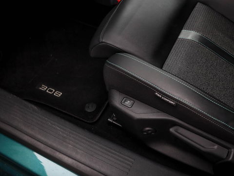 Peugeot 308 SW 1.6 HYbrid 180 Allure Pack Business AGR 360 Cam Trekhaak