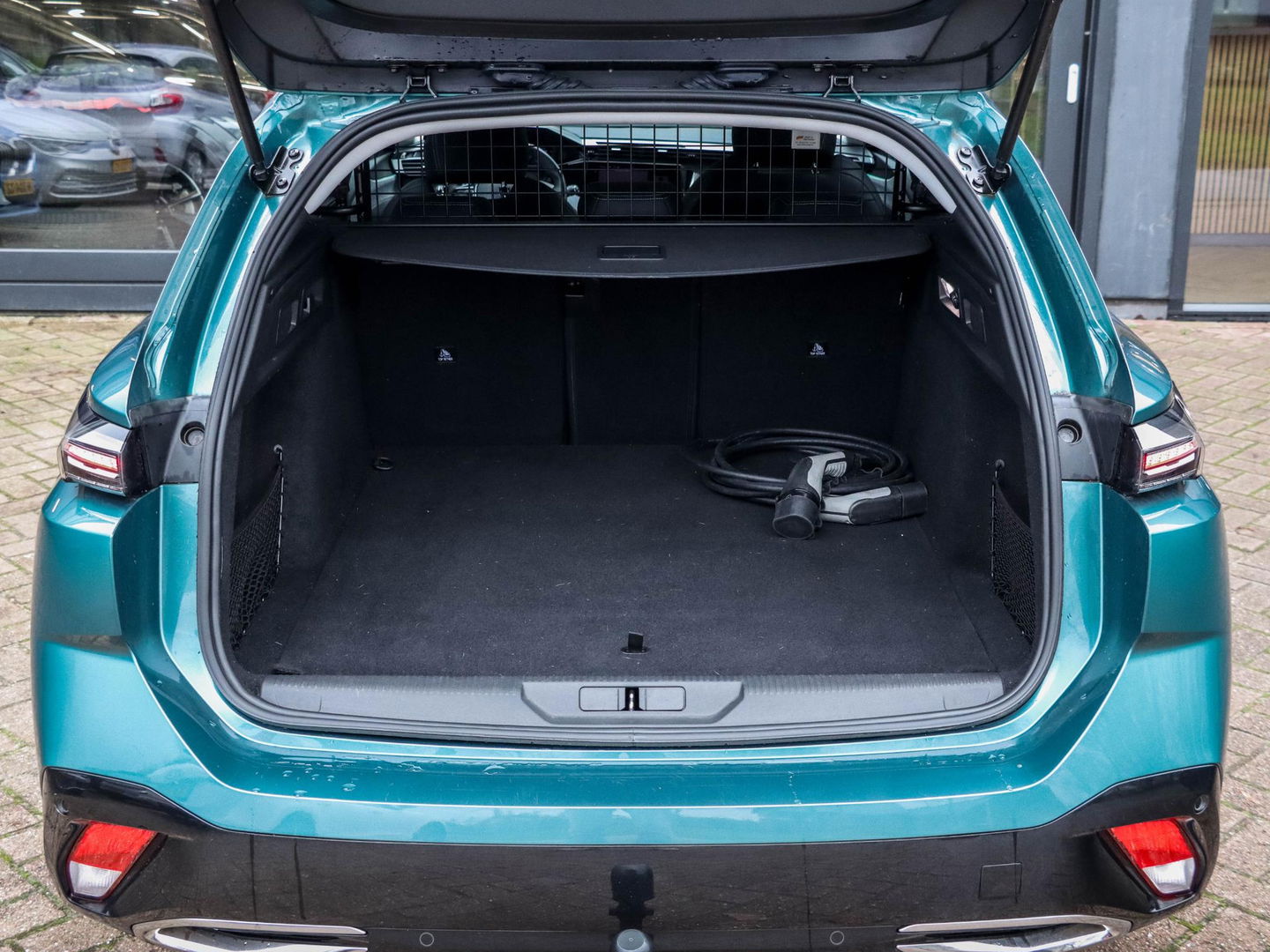 Peugeot 308 SW 1.6 HYbrid 180 Allure Pack Business AGR 360 Cam Trekhaak