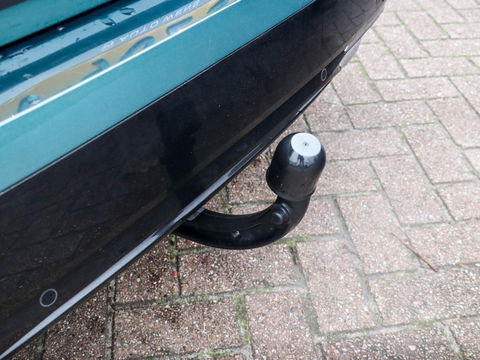 Peugeot 308 SW 1.6 HYbrid 180 Allure Pack Business AGR 360 Cam Trekhaak