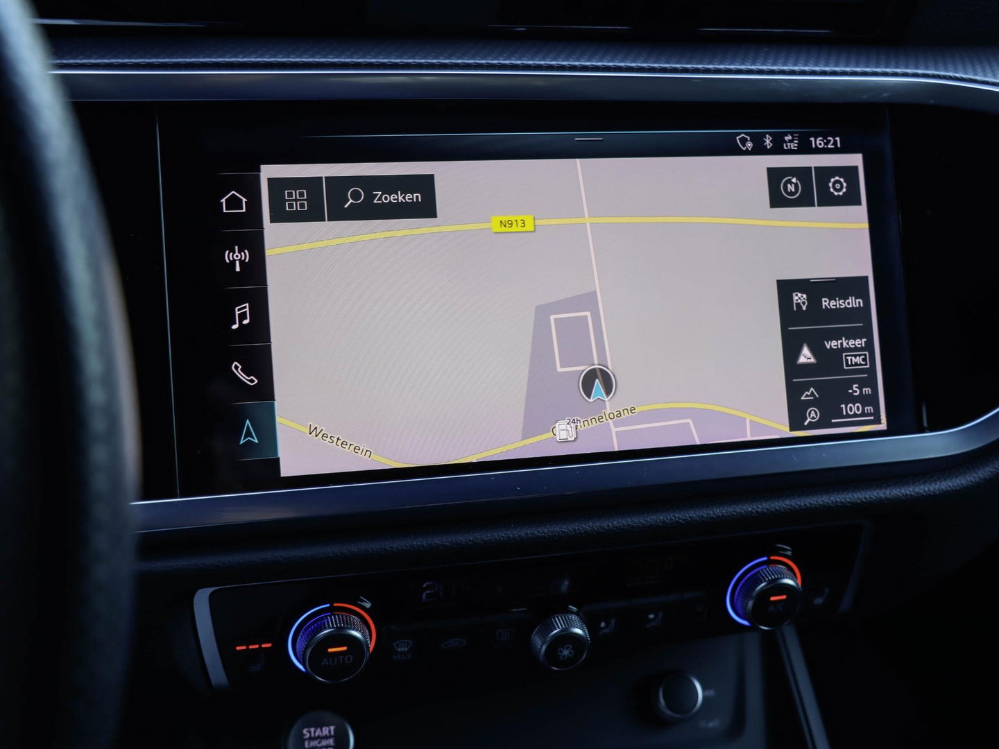 Audi Q3 40 TFSI 190pk Quattro Aut. S line Trekhaak wegkl. Sfeerverl. Virtual Cockpit