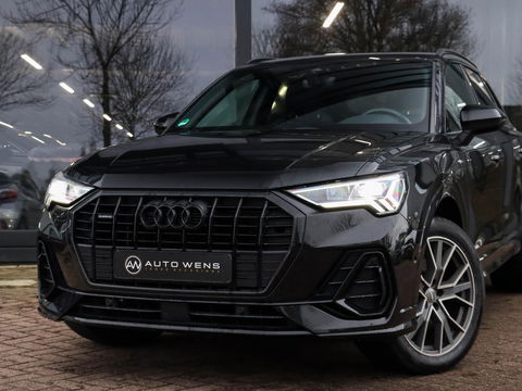 Audi Q3 40 TFSI 190pk Quattro Aut. S line Trekhaak wegkl. Sfeerverl. Virtual Cockpit