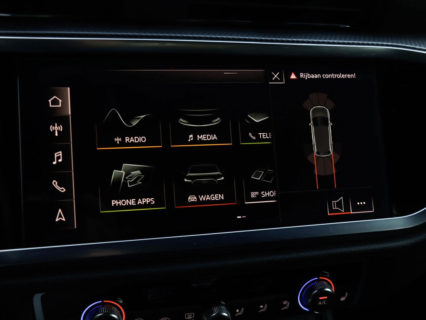 Audi Q3 40 TFSI 190pk Quattro Aut. S line Trekhaak wegkl. Sfeerverl. Virtual Cockpit