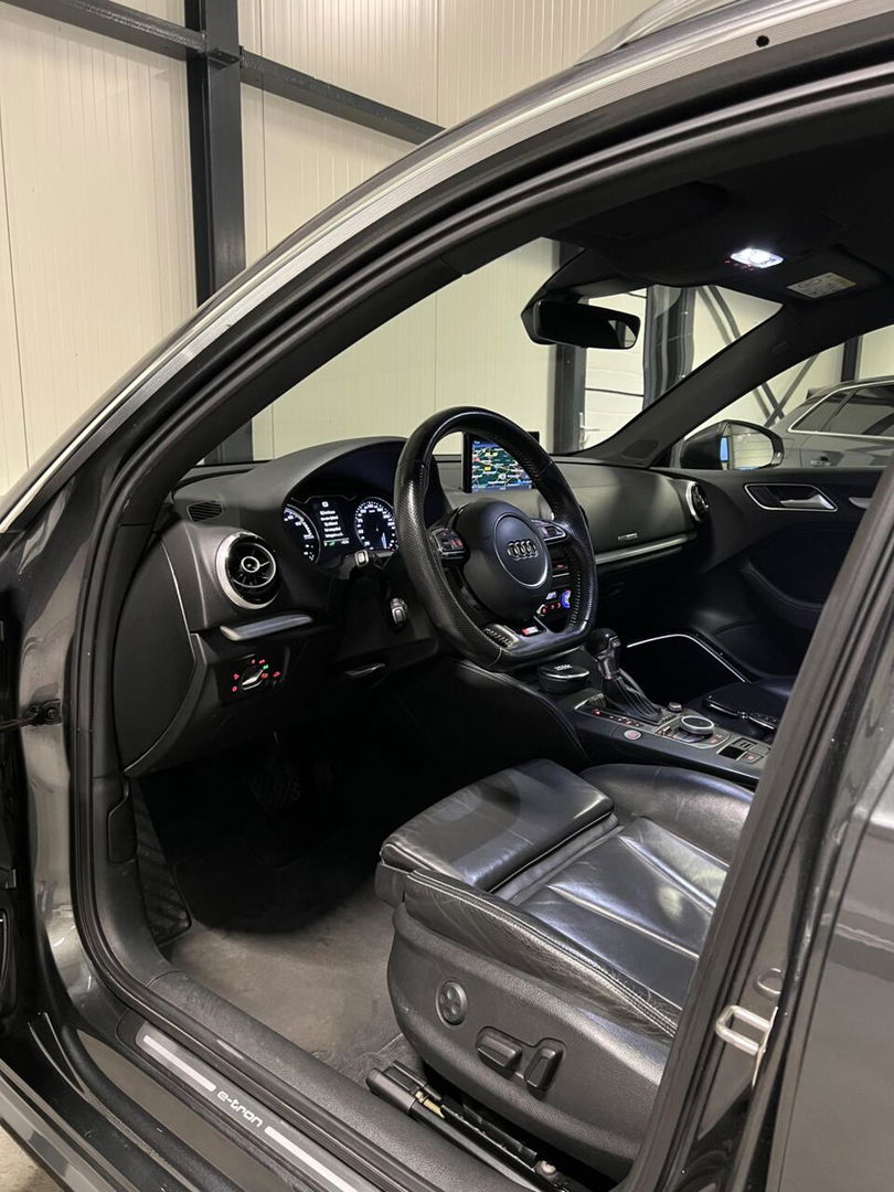 Audi A3 Sportback 1.4 e-tron PHEV S-line Leer PDC Trekhaak