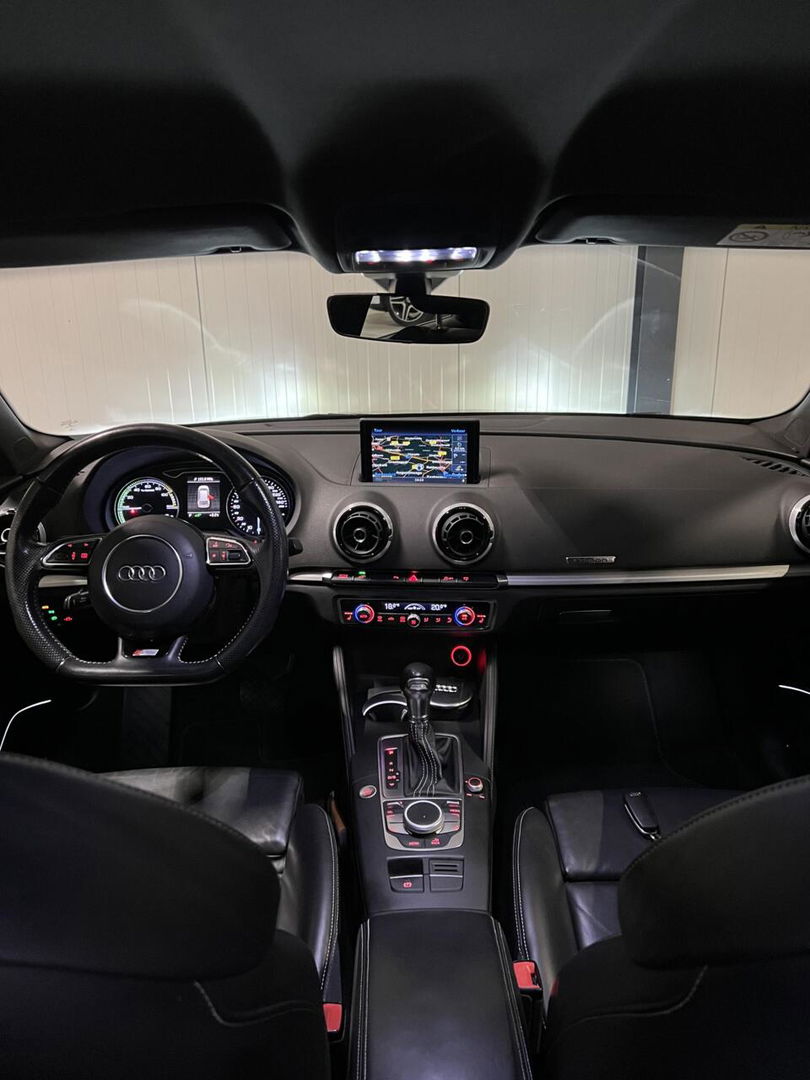 Audi A3 Sportback 1.4 e-tron PHEV S-line Leer PDC Trekhaak