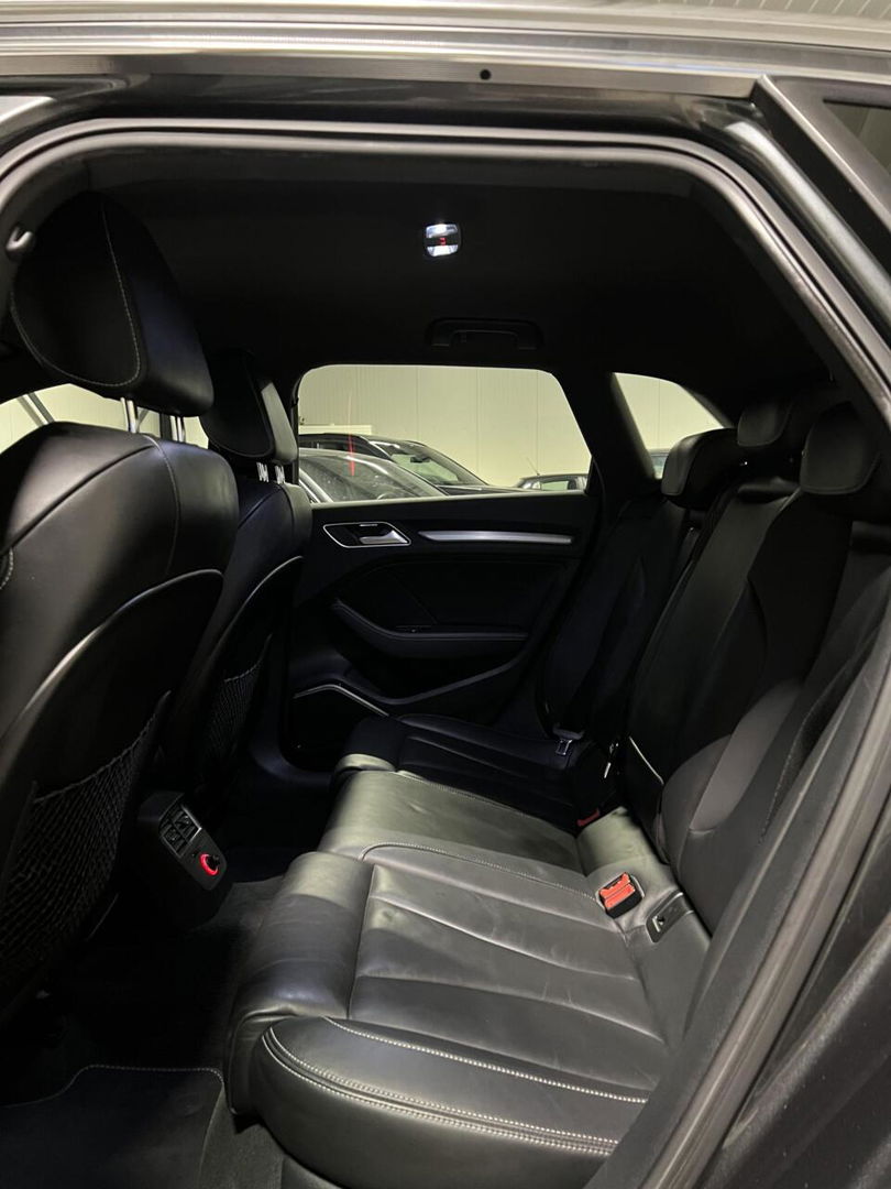 Audi A3 Sportback 1.4 e-tron PHEV S-line Leer PDC Trekhaak