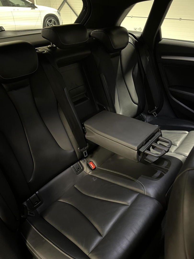 Audi A3 Sportback 1.4 e-tron PHEV S-line Leer PDC Trekhaak