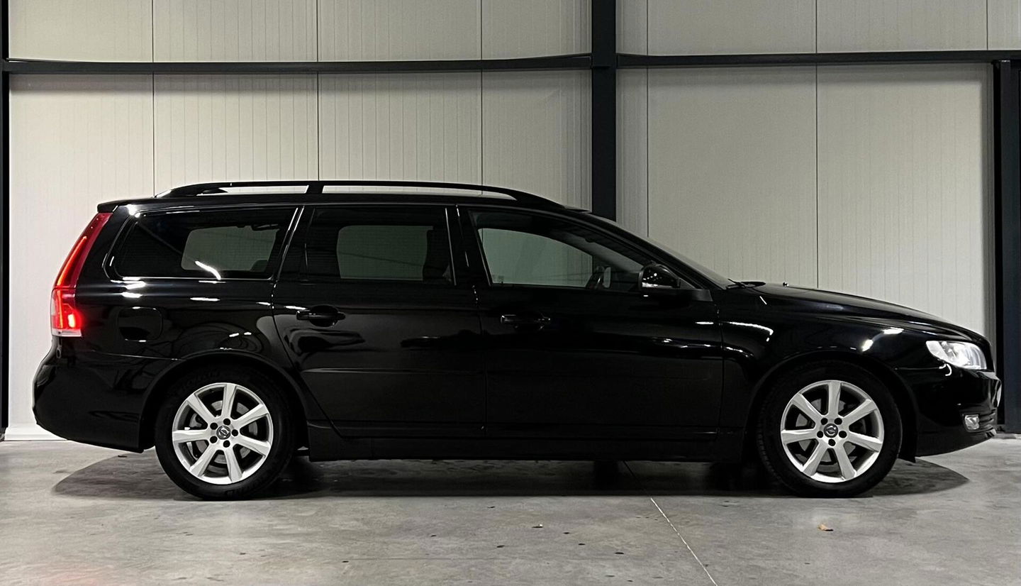 Volvo V70 D3 2.0 150PK Polstar+ Leer Navi Xenon Trekhaak