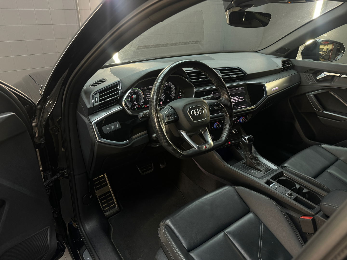 Audi Q3 Sportback 45 TFSI e |Pano|Leer|Sfeer|S-Line|Keyl|VOL