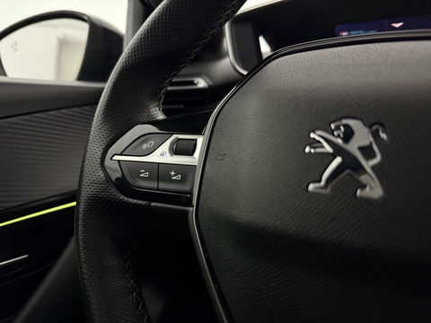 Peugeot 208 EV GT 350 | 50 kWh | Sfeerverl. | 360° | Virtual | LED | Carplay | Adap. Cruise | Keyless | NAP