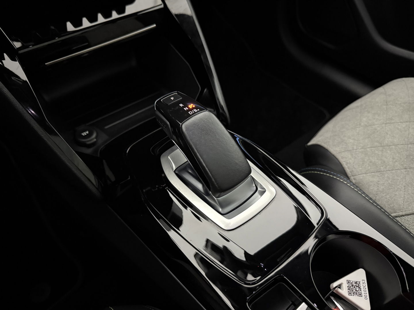 Peugeot 208 EV GT 350 | 50 kWh | Sfeerverl. | 360° | Virtual | LED | Carplay | Adap. Cruise | Keyless | NAP