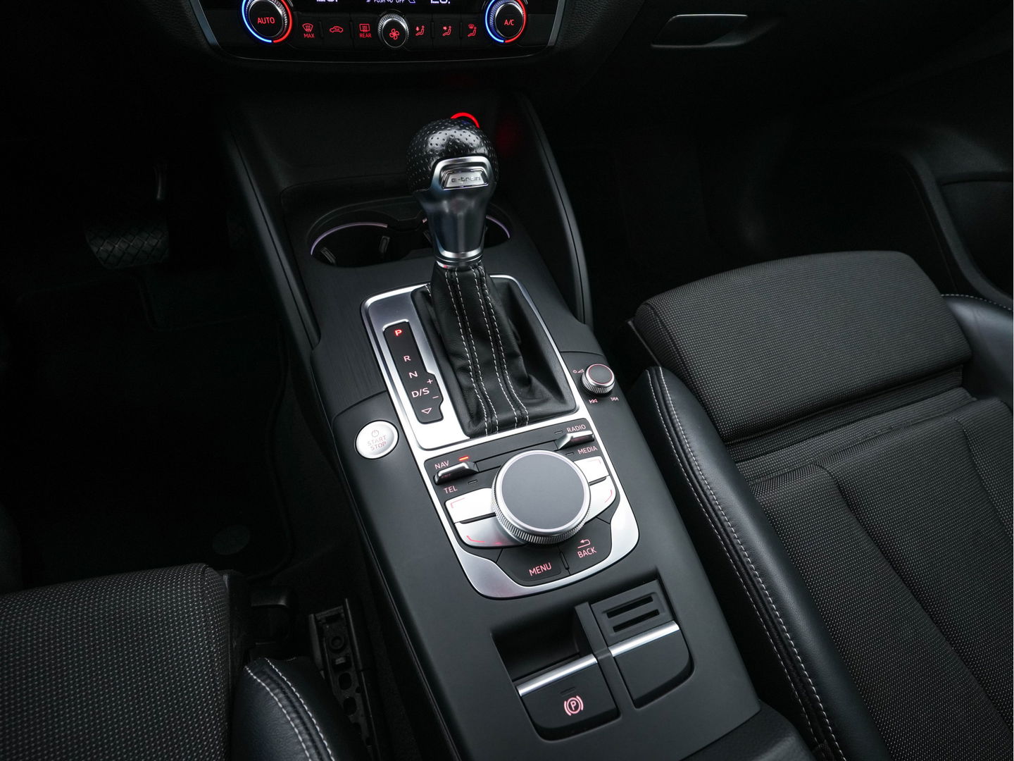 Audi A3 Sportback 1.4 e-tron Plug-In Pro Line plus Aut. *LEATHER-FABRIC | FULL-LED | NAVI-FULLMAP | KEYLESS | SPORT-SEATS | AUDI-SOUND | TOWBAR | 17''ALU*