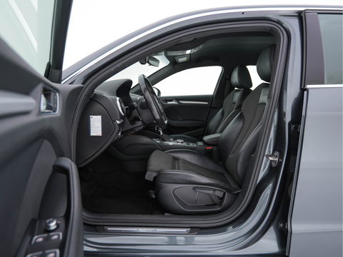 Audi A3 Sportback 1.4 e-tron Plug-In Pro Line plus Aut. *LEATHER-FABRIC | FULL-LED | NAVI-FULLMAP | KEYLESS | SPORT-SEATS | AUDI-SOUND | TOWBAR | 17''ALU*