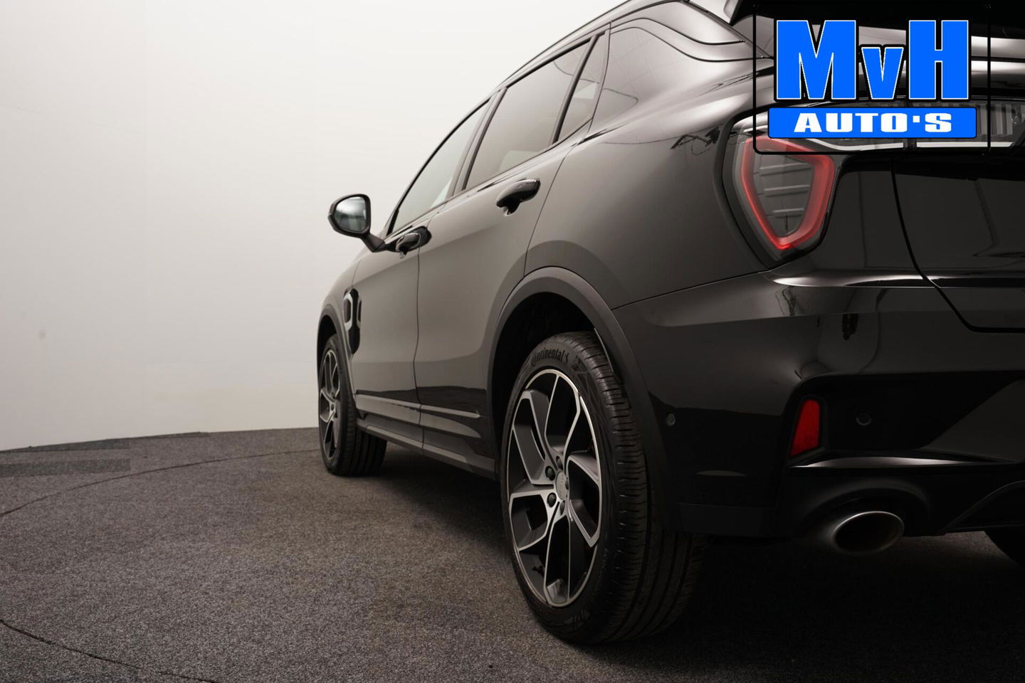 Lynk & Co 01 1.5 Hybride|LEER|FULL BLACK |360°CAM|NAP