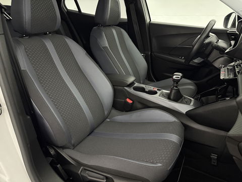 Peugeot 2008 1.2 PureTech | Virtual | 360° | Carplay | Cruise | Navi | LED | Parkeersens. | NAP