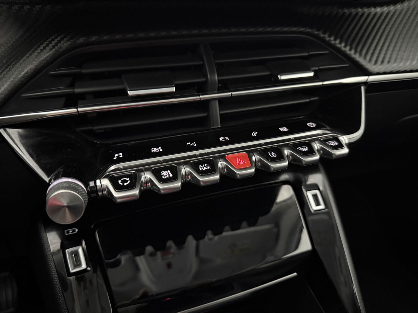 Peugeot 2008 1.2 PureTech | Virtual | 360° | Carplay | Cruise | Navi | LED | Parkeersens. | NAP