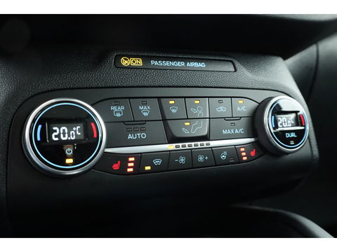 Ford Kuga 2.5 PHEV Titanium | Winter Pack | Navi | Camera | Afn. Trekhaak | Apple CarPlay | All Season