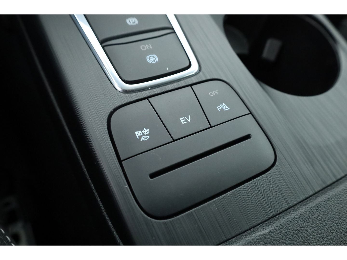 Ford Kuga 2.5 PHEV Titanium | Winter Pack | Navi | Camera | Afn. Trekhaak | Apple CarPlay | All Season