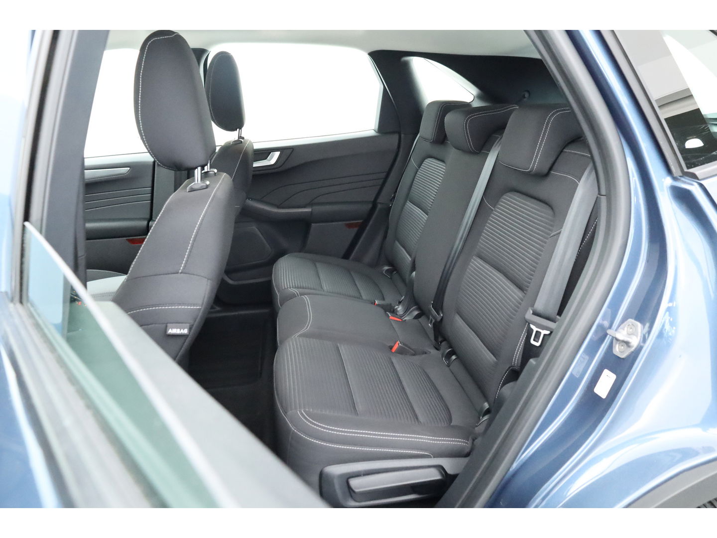 Ford Kuga 2.5 PHEV Titanium | Winter Pack | Navi | Camera | Afn. Trekhaak | Apple CarPlay | All Season