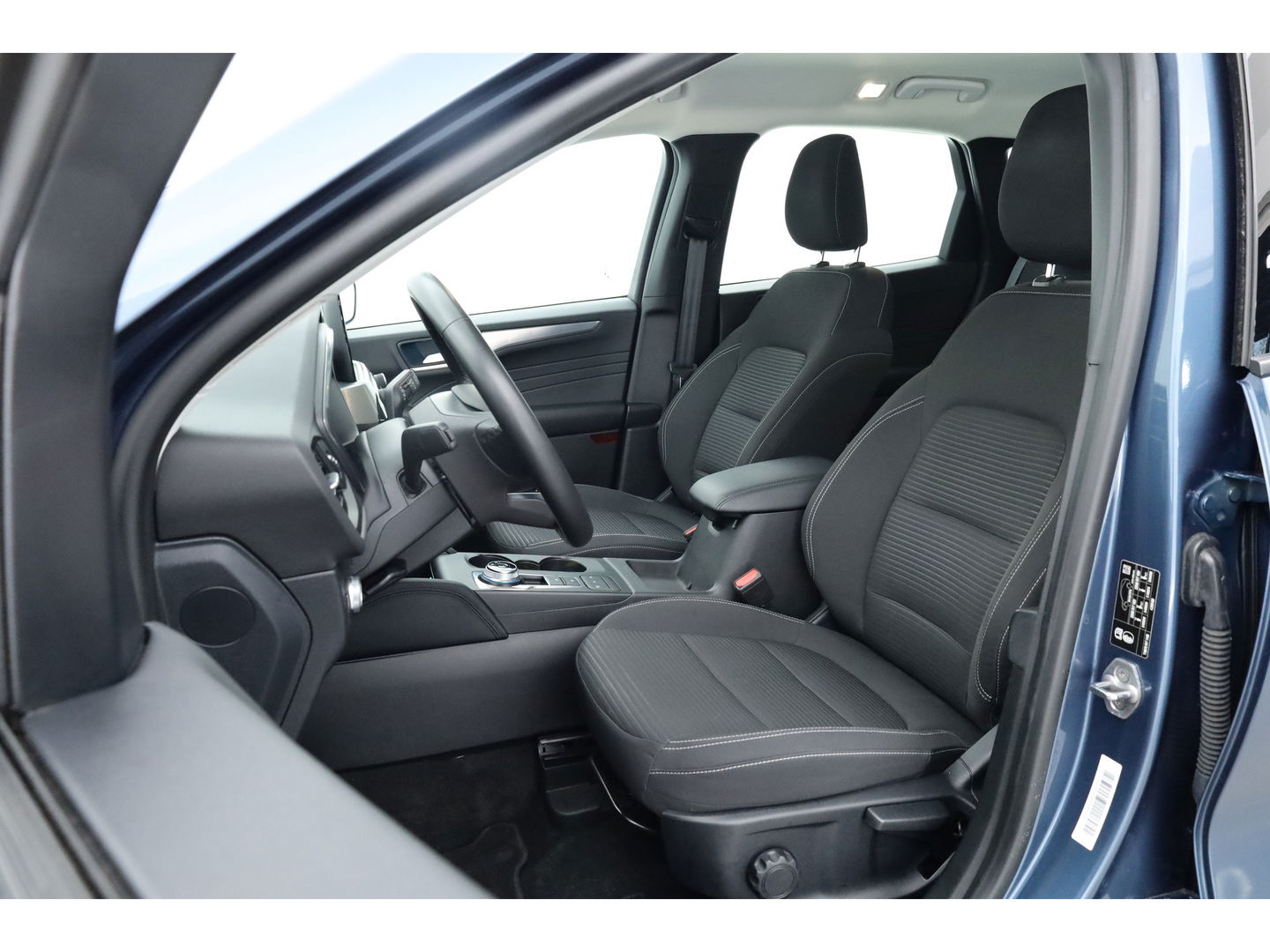 Ford Kuga 2.5 PHEV Titanium | Winter Pack | Navi | Camera | Afn. Trekhaak | Apple CarPlay | All Season