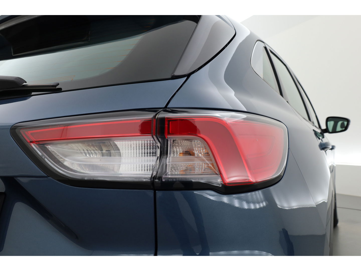 Ford Kuga 2.5 PHEV Titanium | Winter Pack | Navi | Camera | Afn. Trekhaak | Apple CarPlay | All Season