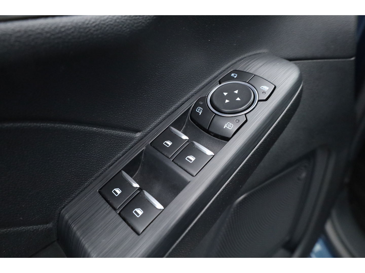 Ford Kuga 2.5 PHEV Titanium | Winter Pack | Navi | Camera | Afn. Trekhaak | Apple CarPlay | All Season