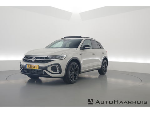 Volkswagen T-Roc 1.5 TSI R-Line Black Style | Pano | Afn. Trekhaak | IQ. Light | 19'' | Camera | Keyless | Adapt. Cruise